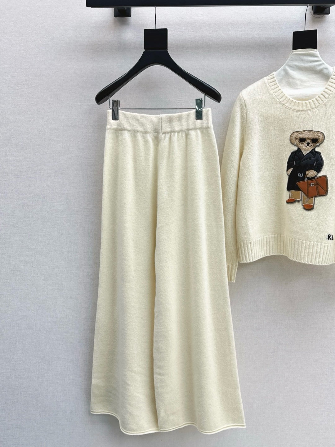 Ral NEW Sweater and straight-leg pants set
