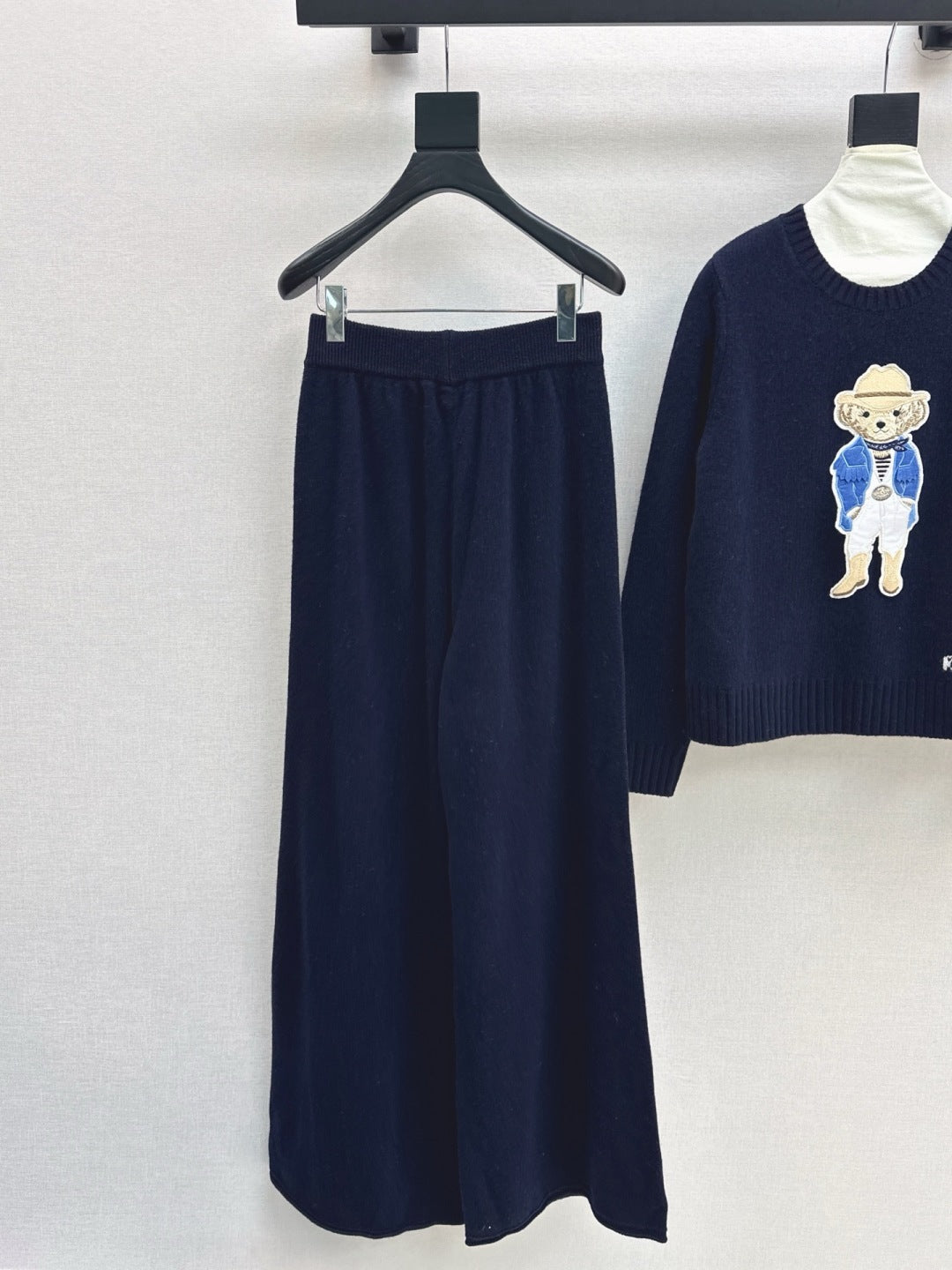 Ral NEW Sweater and straight-leg pants set