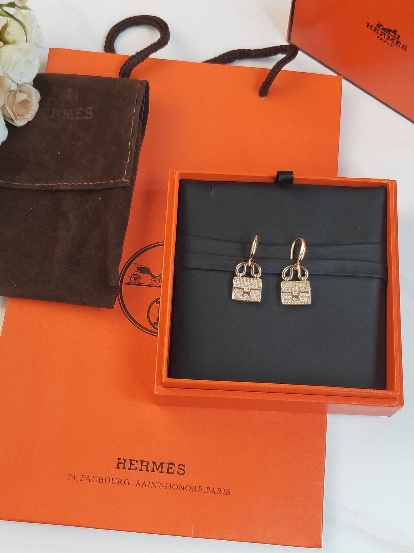 Herm New Bag-shaped earrings