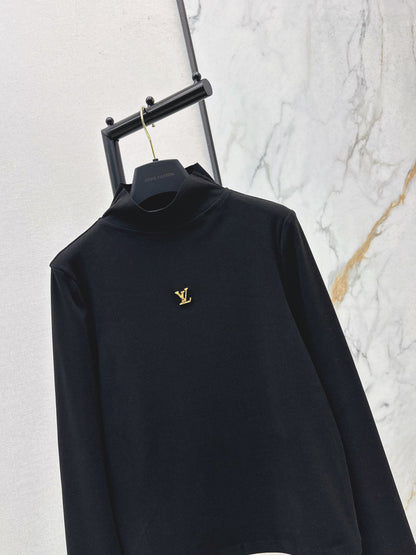 Louis NEW turtleneck shirt