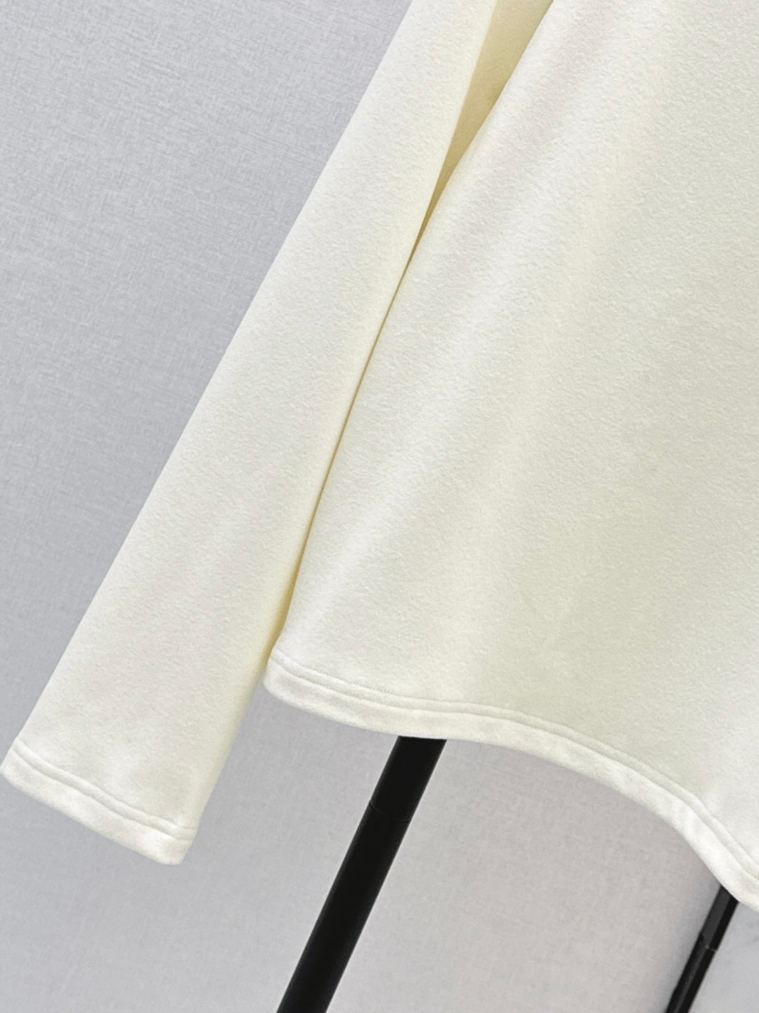 Louis NEW turtleneck shirt