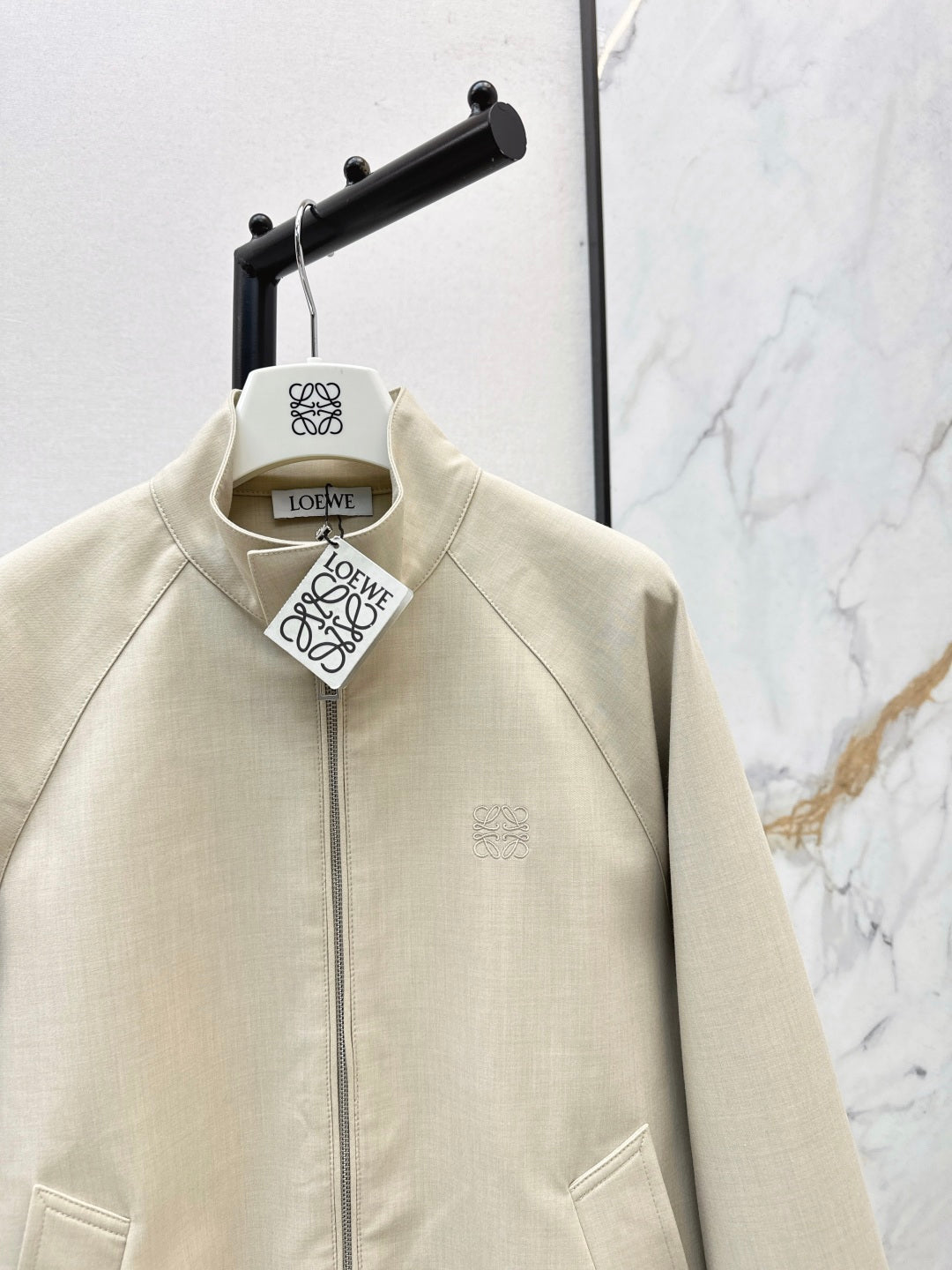 Loe NEW zipper jacket