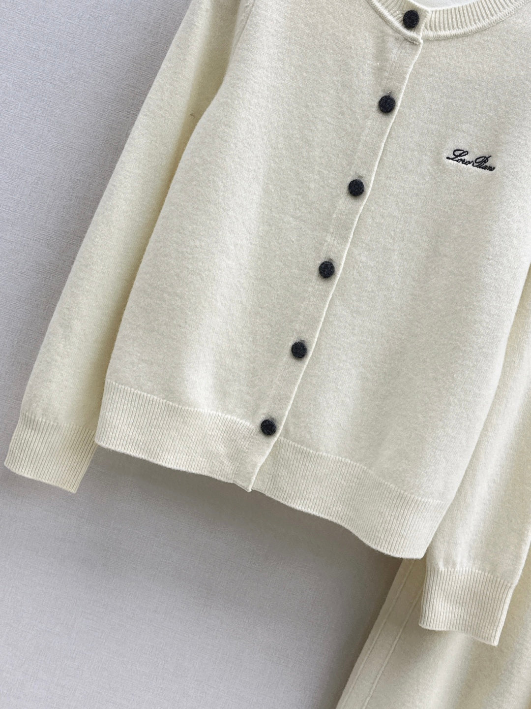 Loro NEW Knitted three-piece set