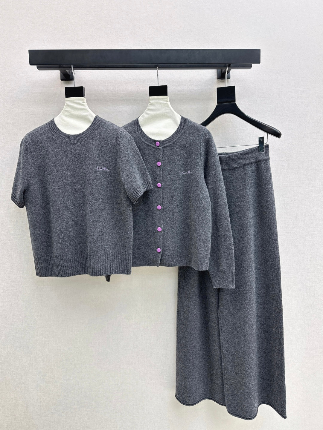 Loro NEW Knitted three-piece set