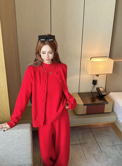 Loro NEW Knitted three-piece set