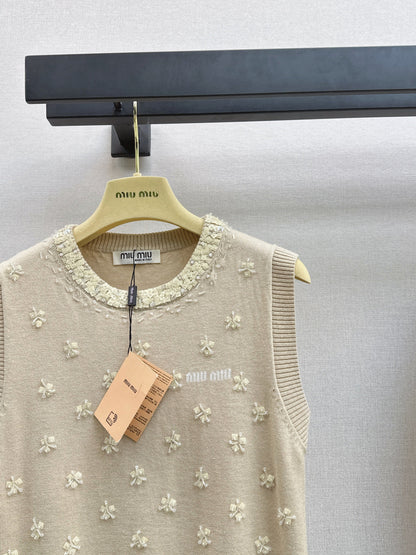 Miu NEW knitted vest