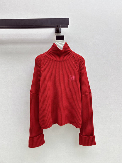 Max NEW turtleneck sweater