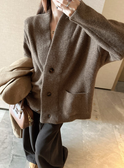 Loro NEW V-neck cardigan