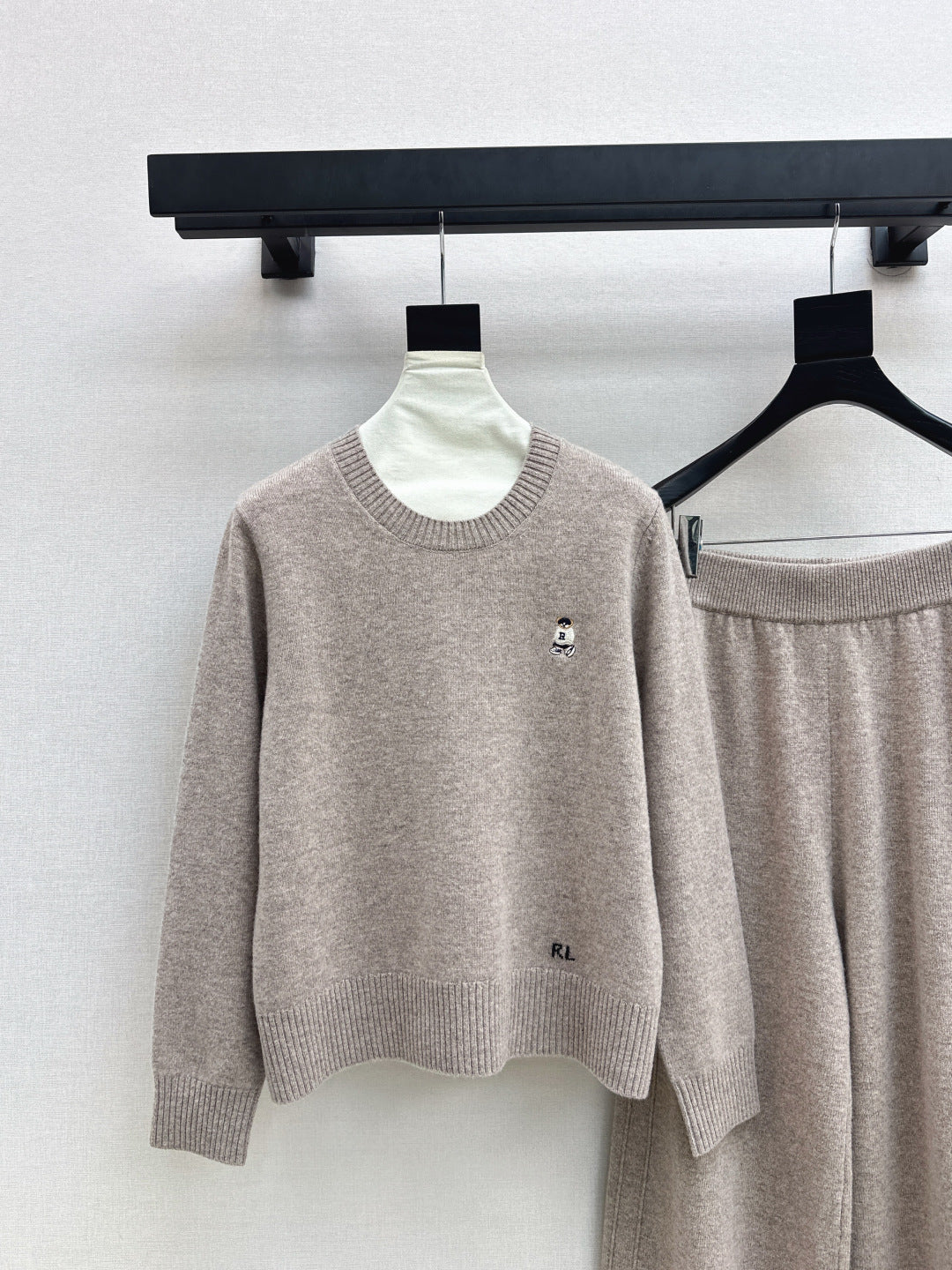 Ral NEW knitted suit