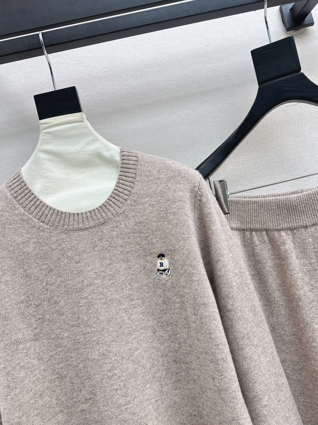 Ral NEW knitted suit