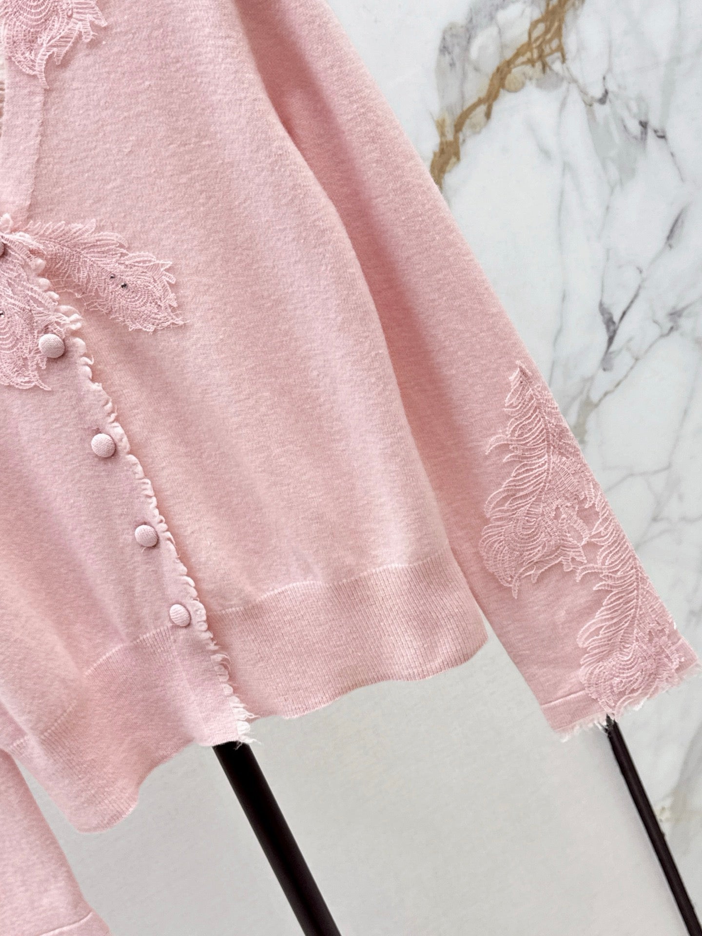 Es NEW V-neck cardigan