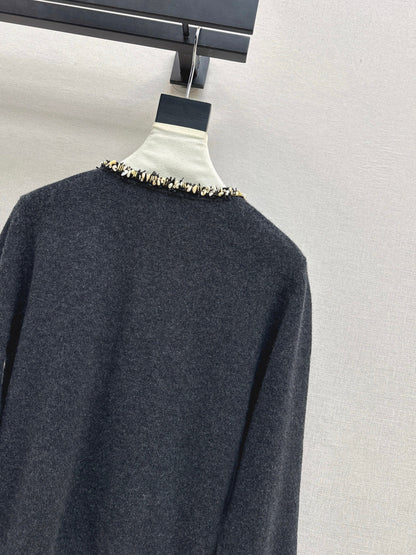 Max NEW V-neck cardigan