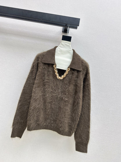 Chan NEW V-neck sweater