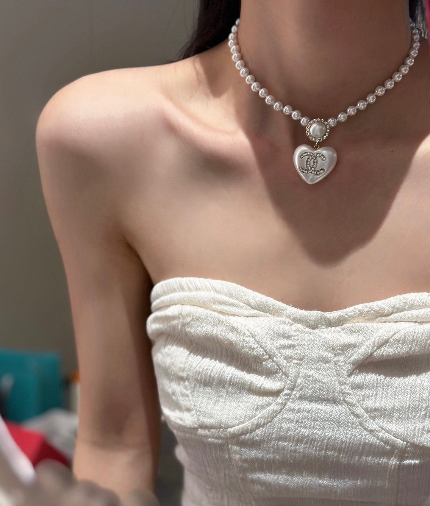 Chan two-piece earring and necklace set