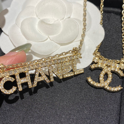 Chan single letter necklace