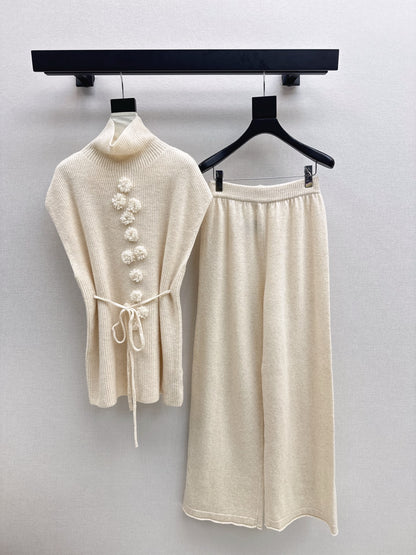 Chan NEW Sleeveless knitted set