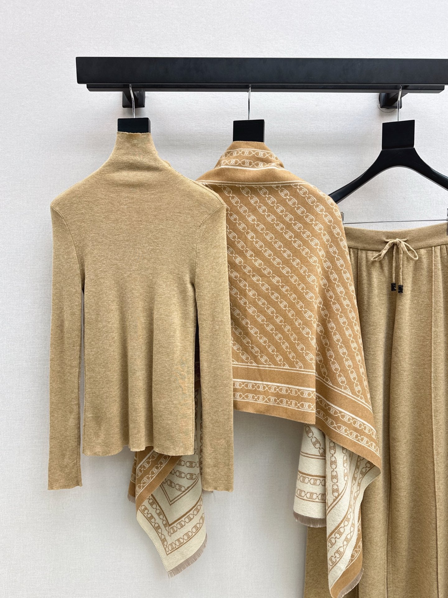 Ce1i NEW Knitted three-piece set