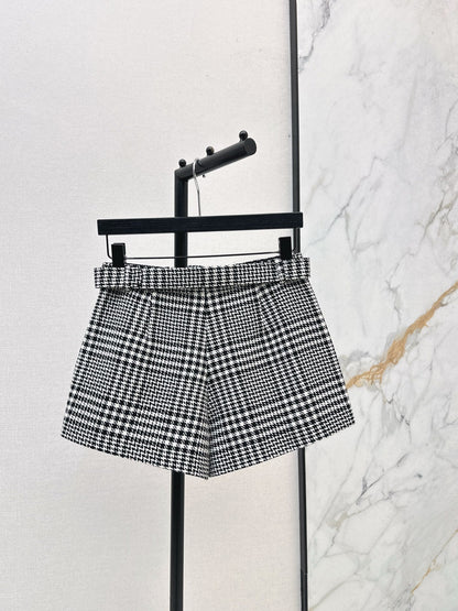 Sp NEW houndstooth culottes