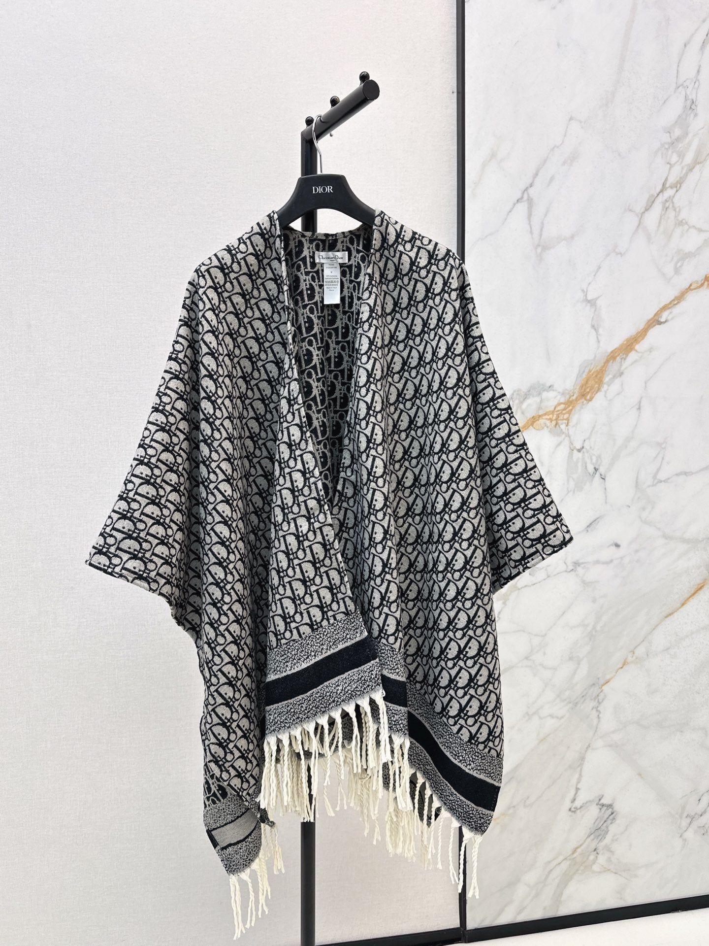 CD NEW Wool shawl cape