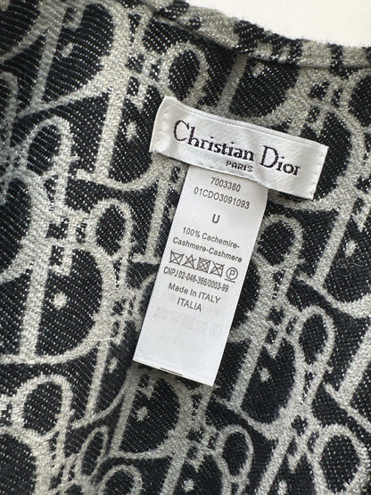 CD NEW Wool shawl cape