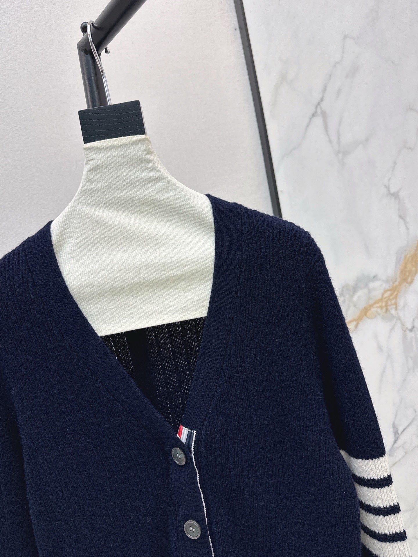 Thom NEW V-neck wool cardigan