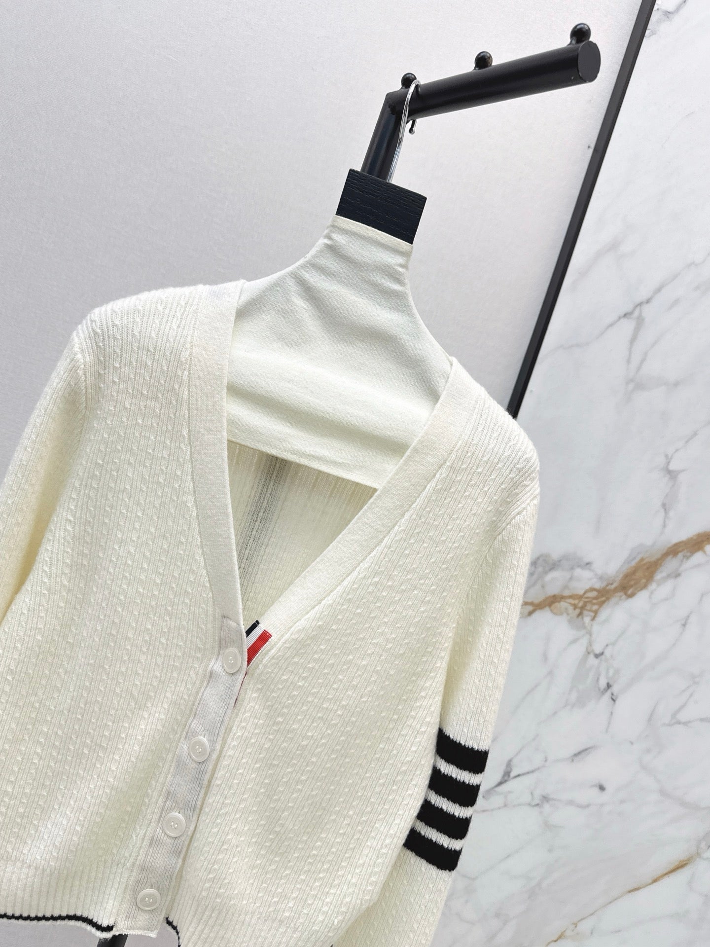 Thom NEW V-neck wool cardigan