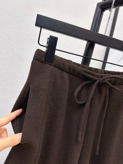 Brune NEW Straight pants