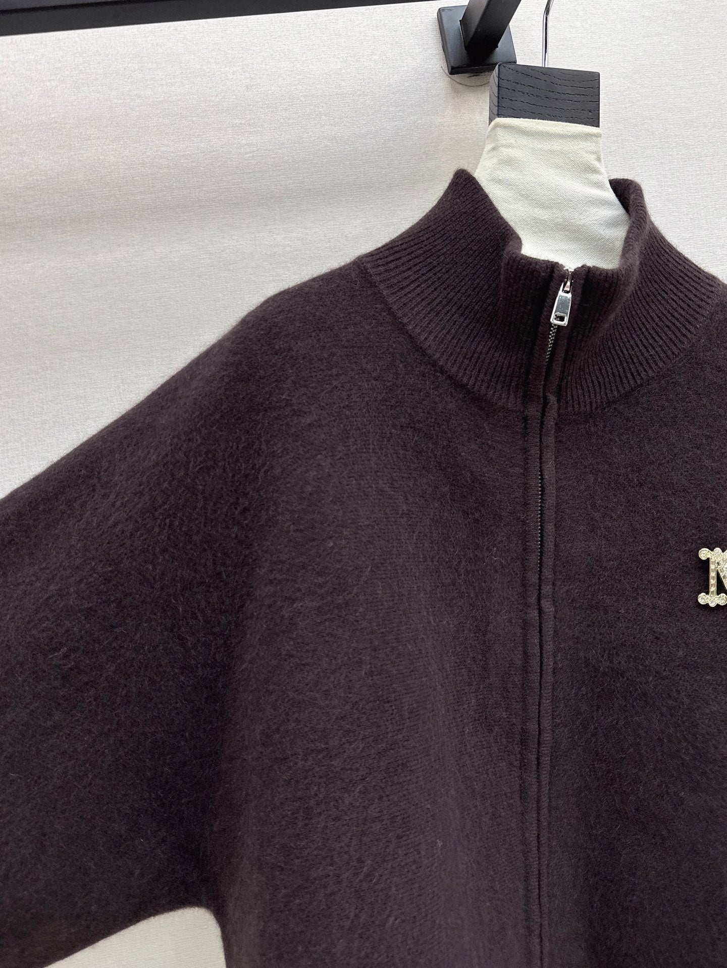 Max NEW Knitted jacket