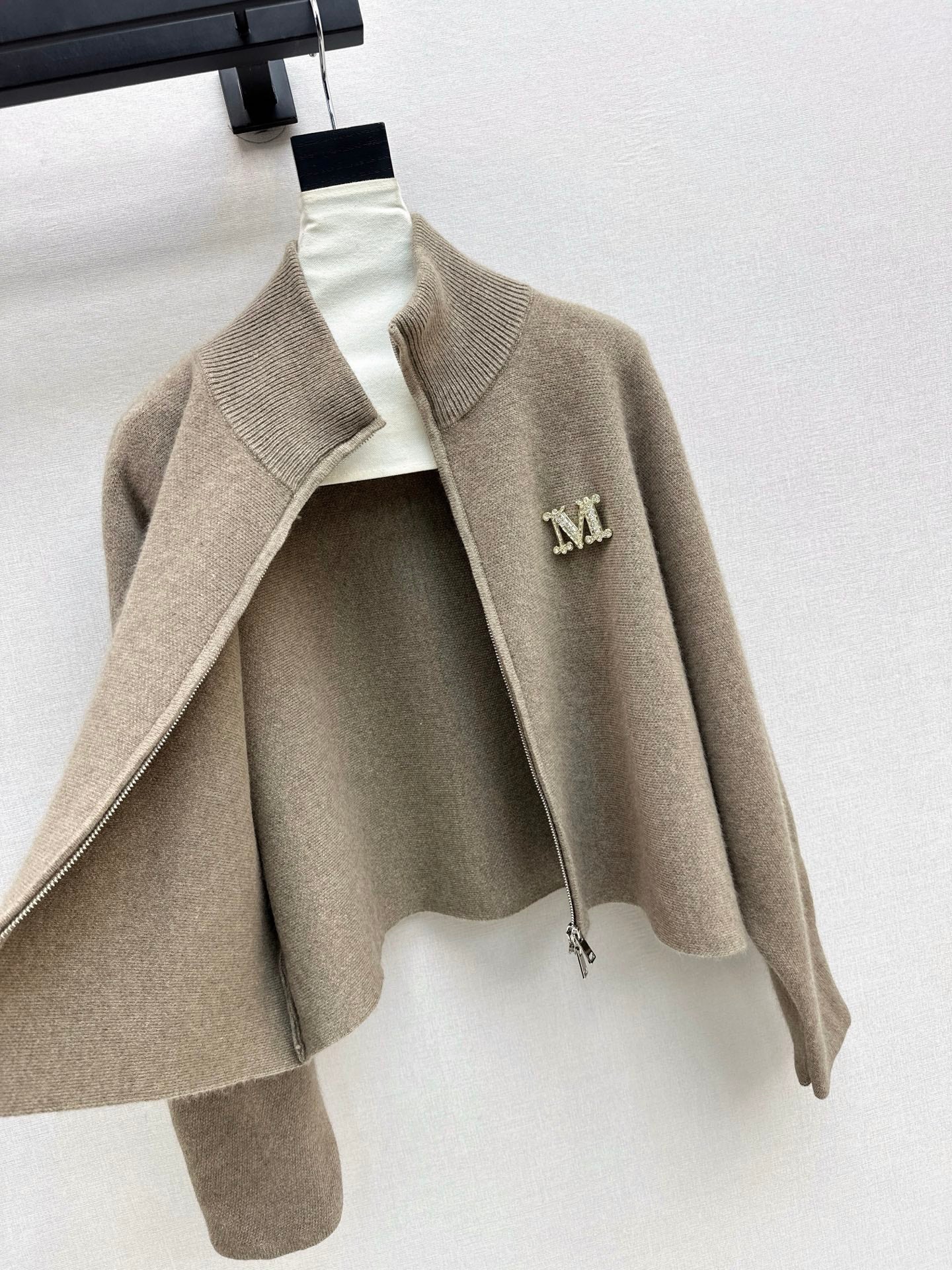 Max NEW Knitted jacket