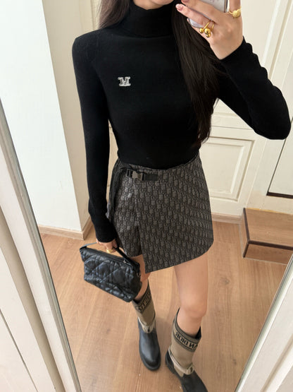 Max NEW turtleneck base layer