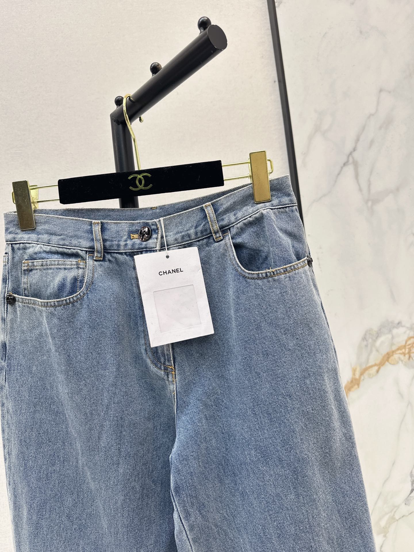 Chan NEW Workwear-style jeans