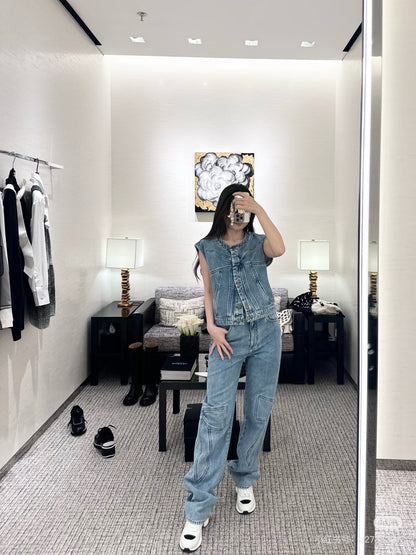 Chan NEW Workwear-style jeans