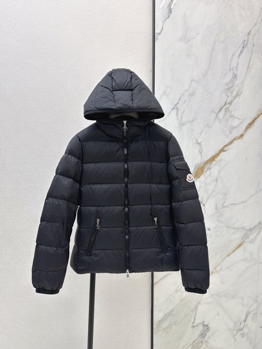 MONC NEW Hooded down jacket