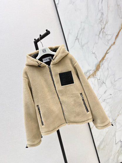 Loe NEW Lambswool coat