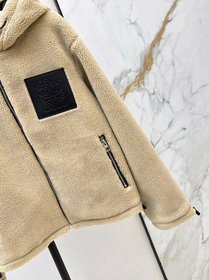 Loe NEW Lambswool coat