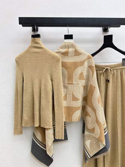 Herm NEW knitted suit