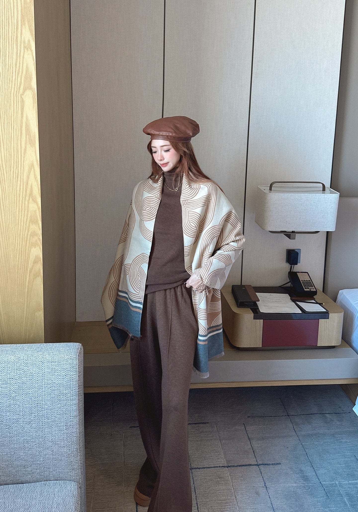 Herm NEW knitted suit