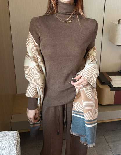 Herm NEW knitted suit