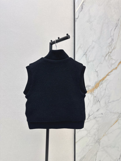 Herm NEW wool knitted vest