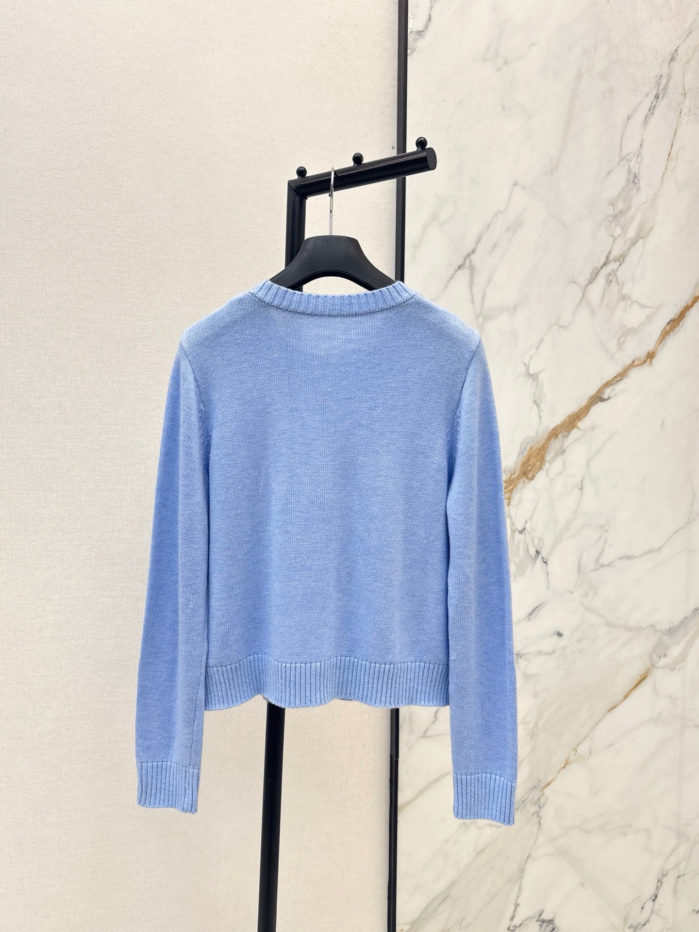 CD NEW crew neck cardigan