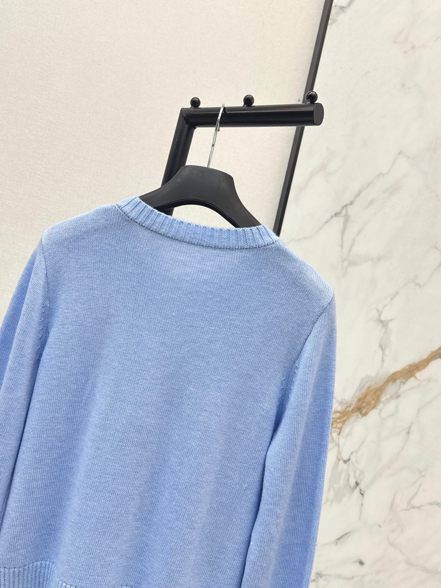 CD NEW crew neck cardigan