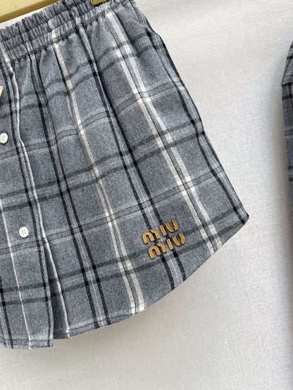 CD NEW plaid skirt