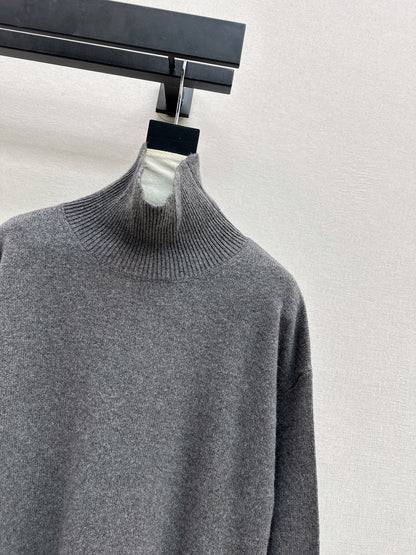 Ce1i NEW Wool sweater