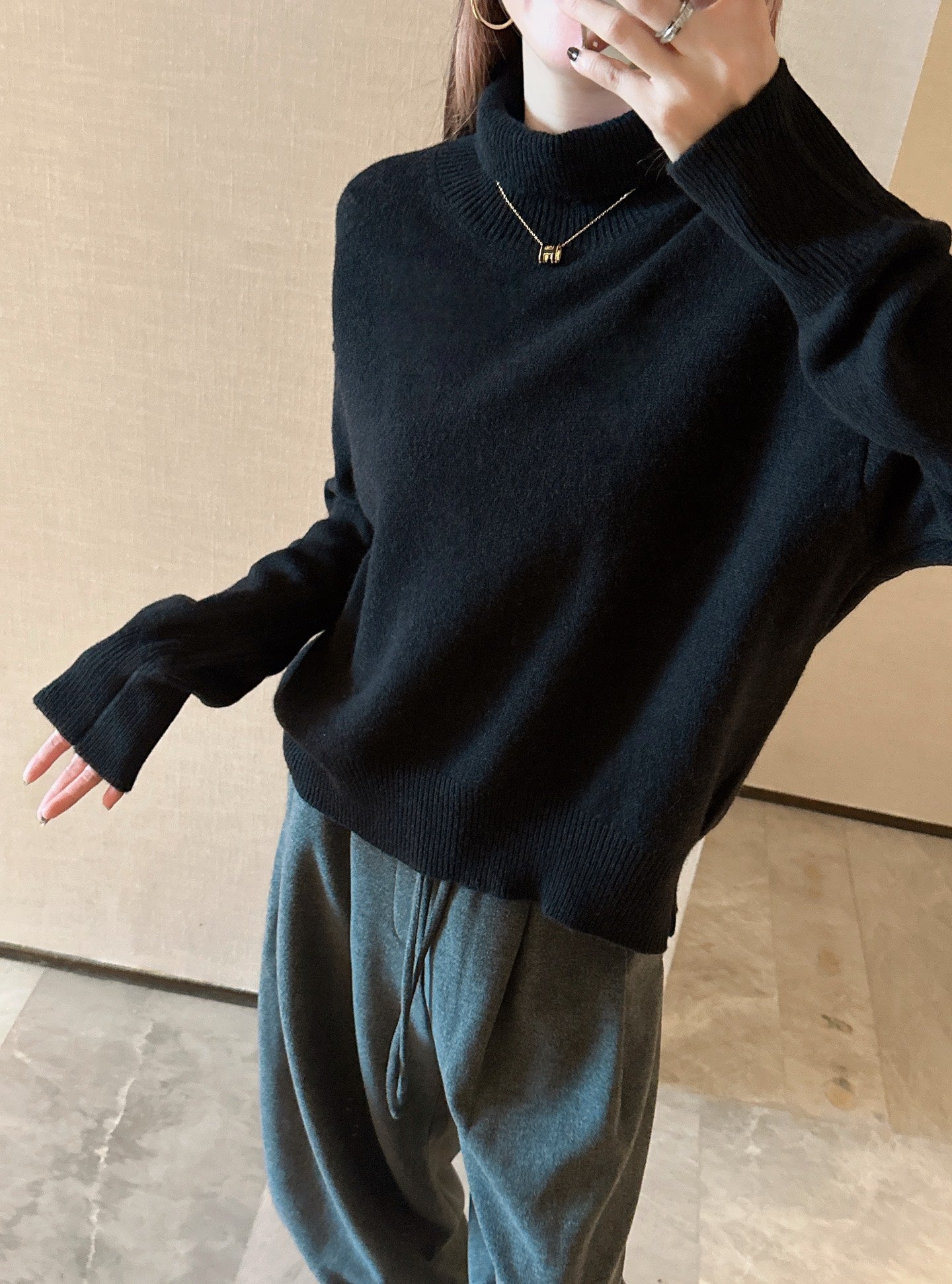 Ce1i NEW Wool sweater