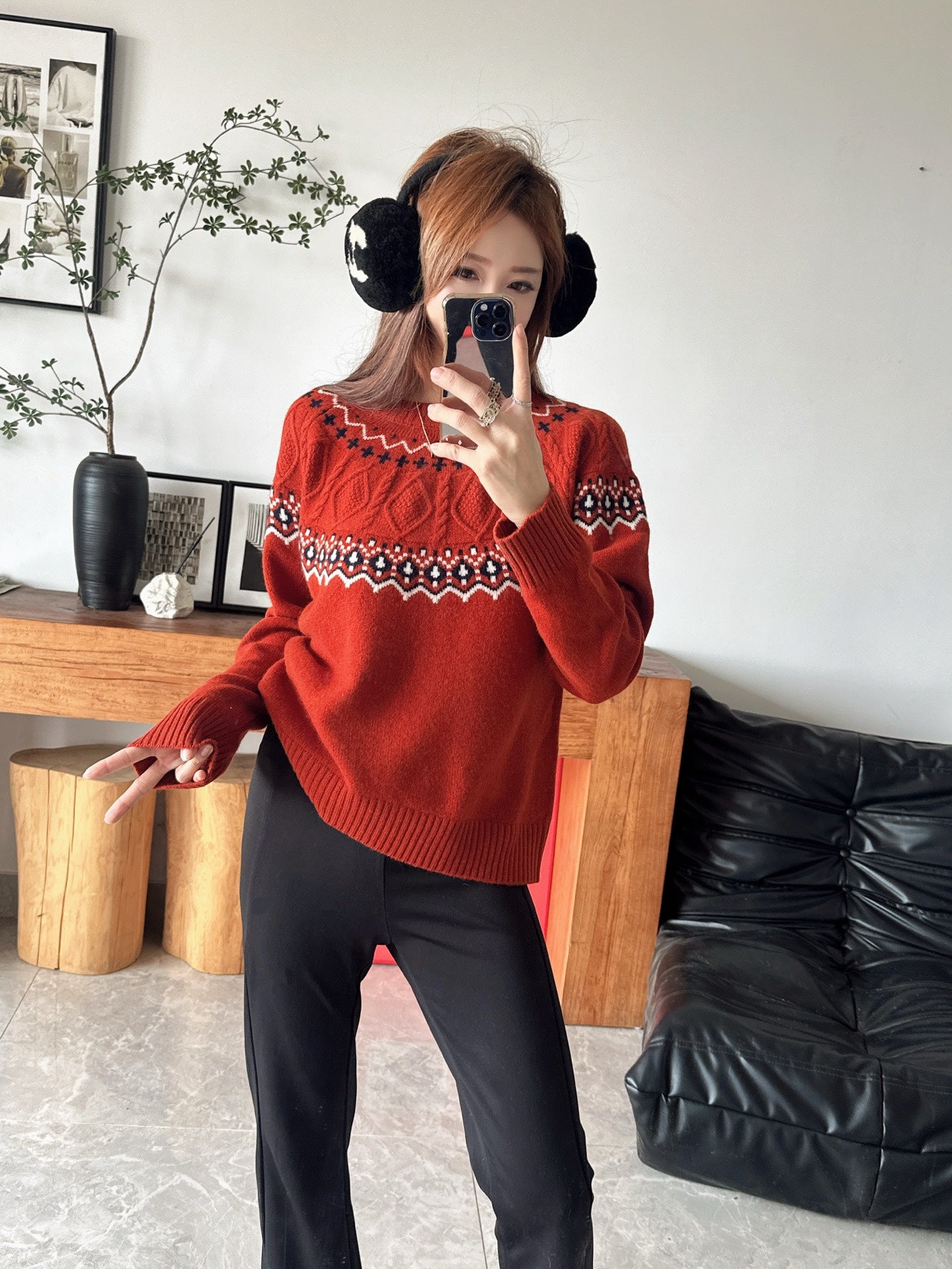 Loro NEW Crew neck sweater