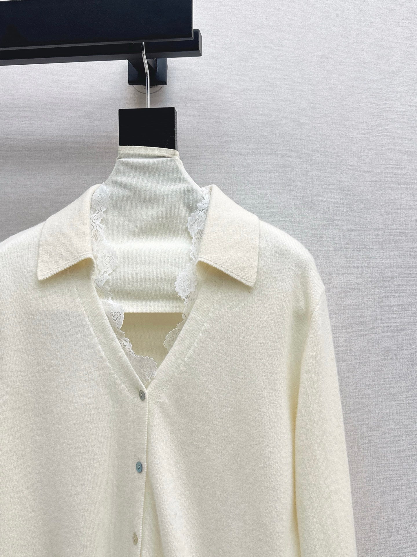 Es NEW Lace Cardigan