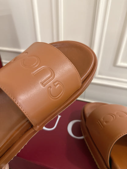 Guc New thick slippers