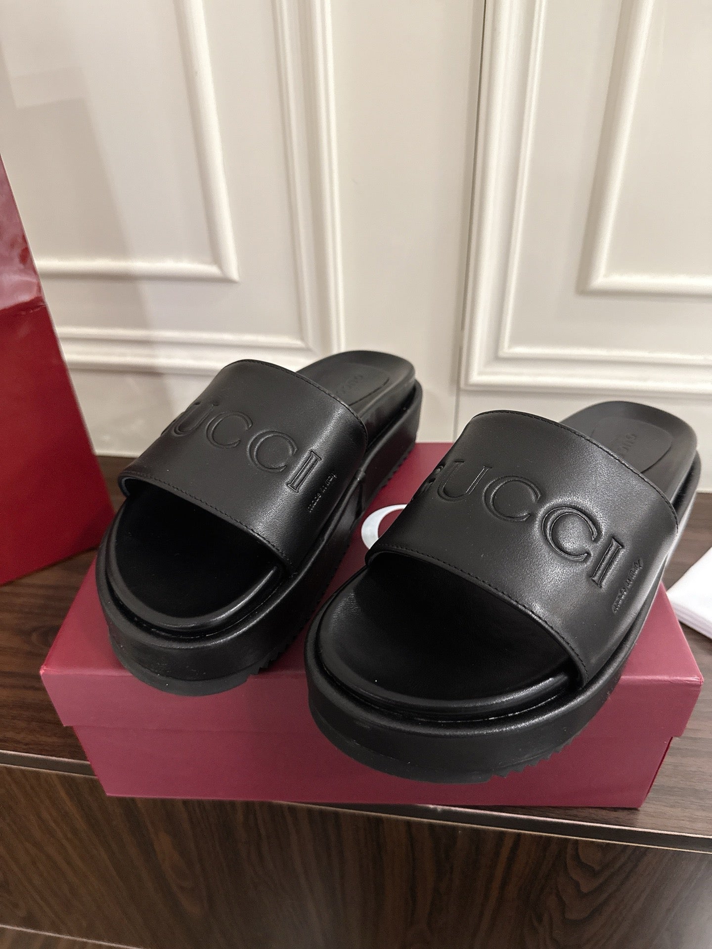 Guc New thick slippers