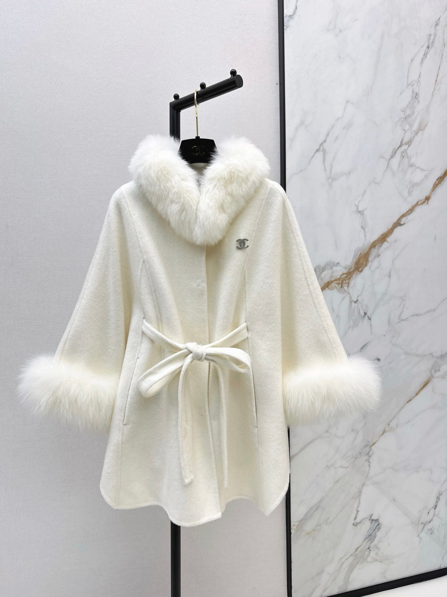 Chan NEW Woolen  cape coat