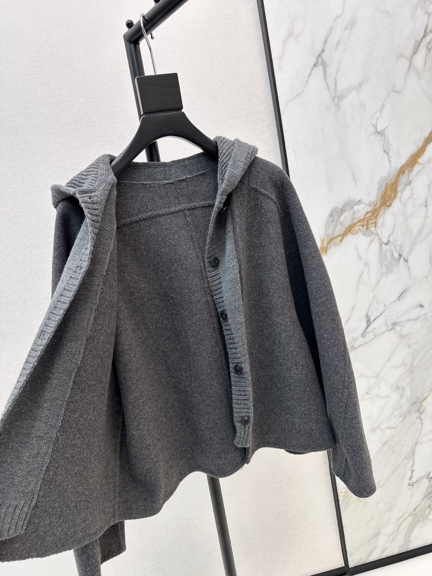 Loro NEW woolen coat